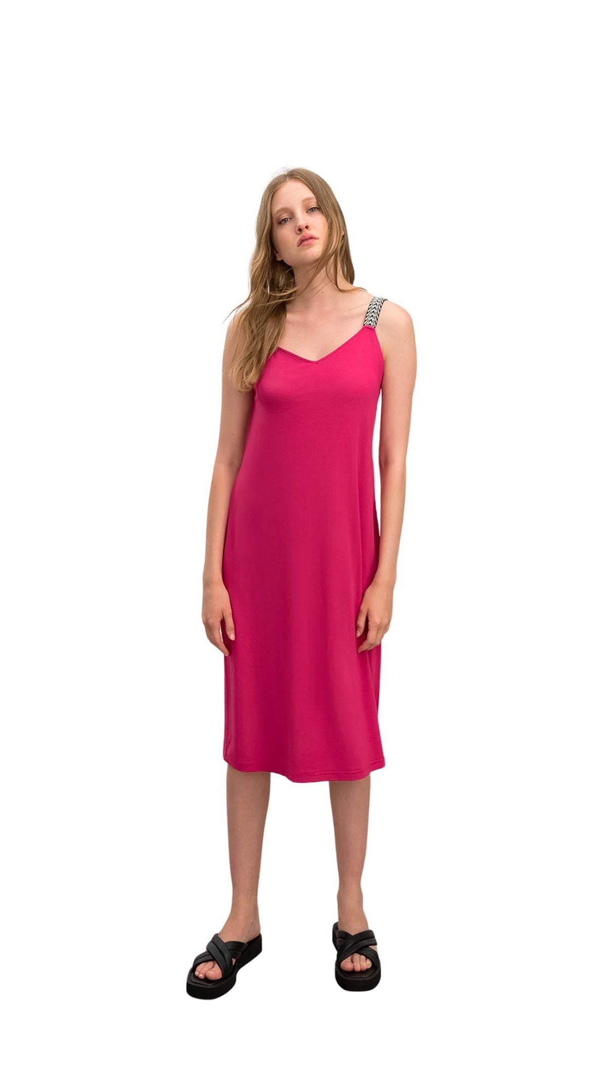 Γυναικεία Μονόχρωμο Αμάνικο Φόρεμα VAMP 95% ΒΙΣΚΟΖΙ - 5% ΕΛΑΣΤΑΝ 16524